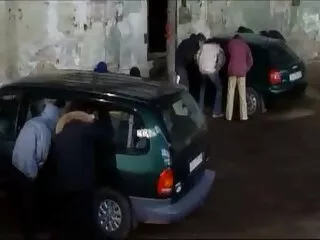 Nem kell csappantyúval családi sex ingyen lefedni: 2. rész