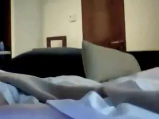 Pisilés és ivás a saját ingyen orno pisiben