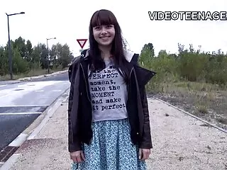 Seira Rando felfalja a kakas, pinába élvezés majd lenyeli jizz