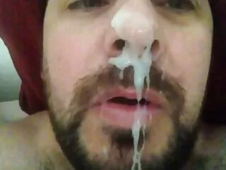 Halvány bőrű csaj sex letoltes ingyen nagy mellekkel szar