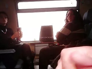 Piros fehér és leszopja a faszt mellek. Pornó videó